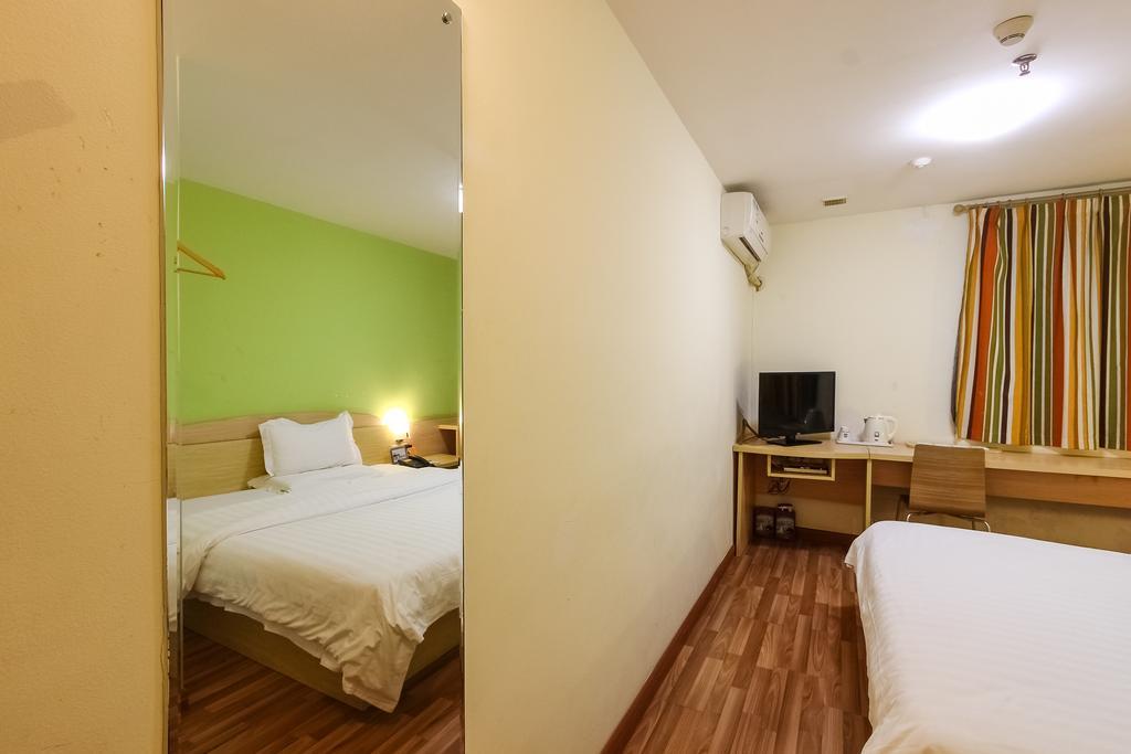 7Days Inn Guangzhou Longkou East المظهر الخارجي الصورة